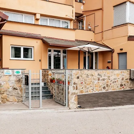 La Ripa Guest house *